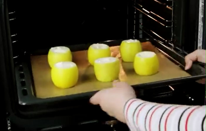 Souflé de limão feito em casa! Apenas precisas de 15 minutos para preparar esta delícia!
