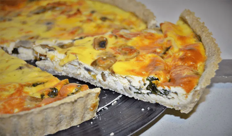 Quiche de frango e cogumelos fácil de preparar