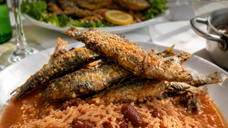 Petingas com Arroz de Feijão Vermelho