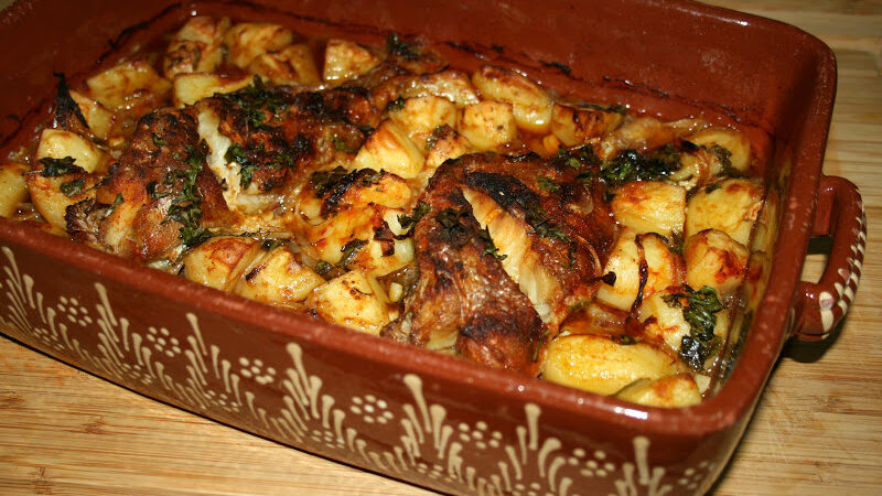 Peixe Vermelho com batatinhas