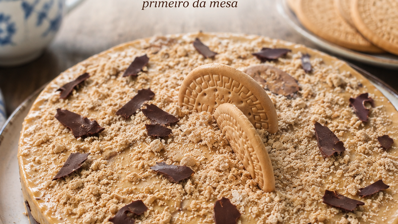 BOLO DE BOLACHA COM CREME DE WHISKY
