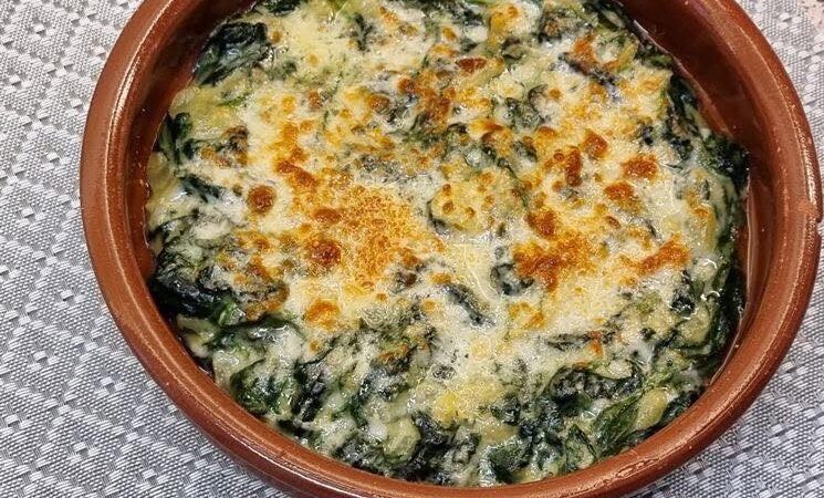 Espinafres com natas