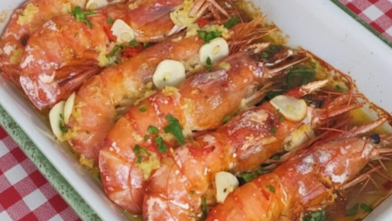 Gambões no Forno com Alho e Vinho Branco