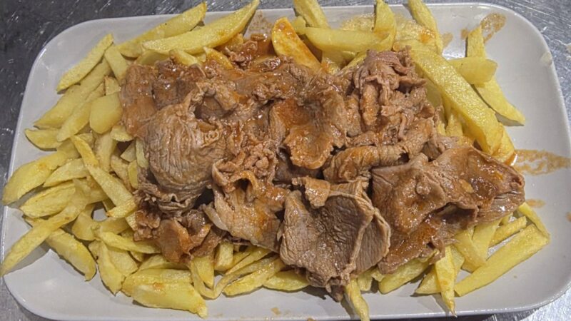 Bifanas com Batata Frita – O clássico que nunca falha