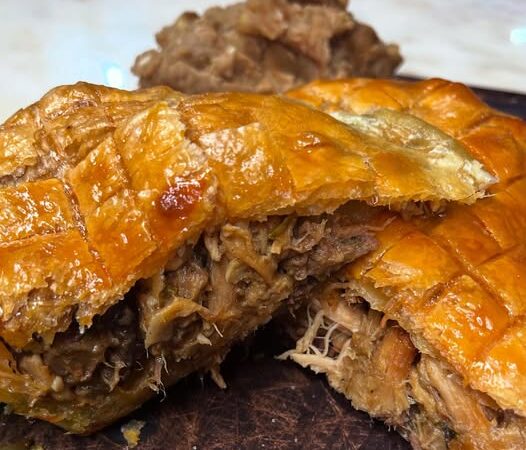 Empada de Angus com uma massa crocante e dourada