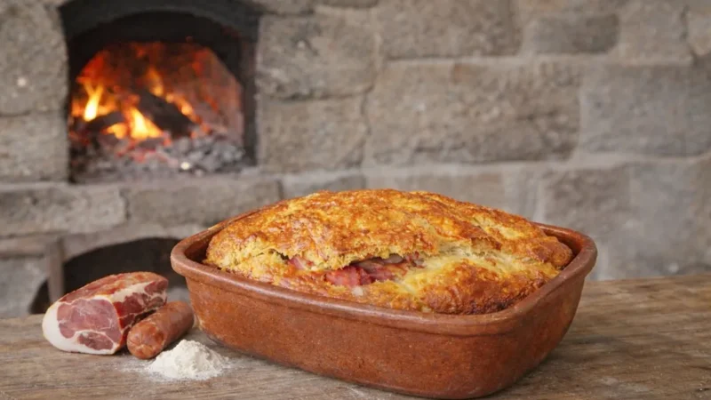Receita tradicional do famoso Folar de Carnes de Bragança