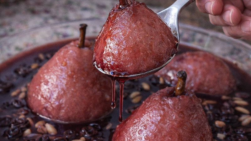 Peras em Vinho Tinto com Frutos Secos