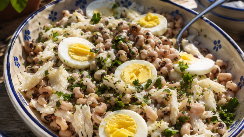 Salada de Feijão-Frade com Bacalhau